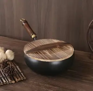Wok Frying Pan With Wooden Lid