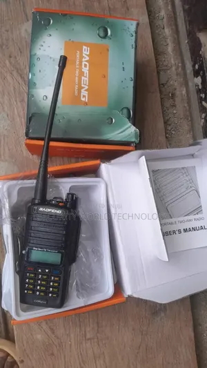 Photo - Baoffeng Uv-9r Plus Walkie Talkies