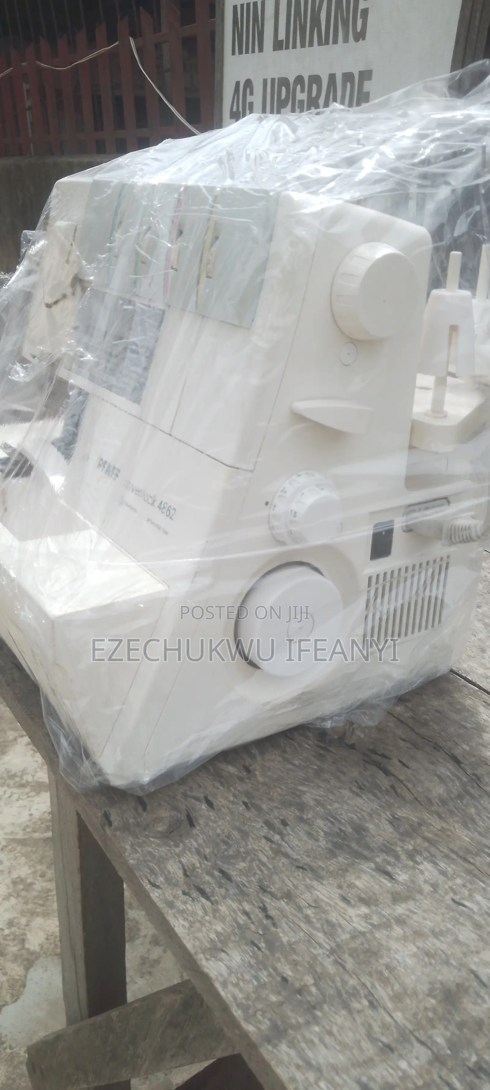 Four Thread Weaving Machine