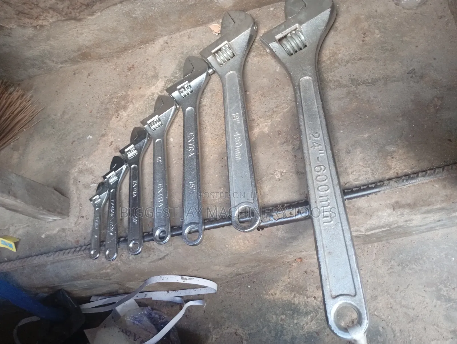 Set of Adjustable Spanner