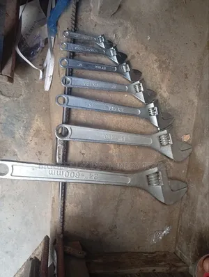 Set of Adjustable Spanner
