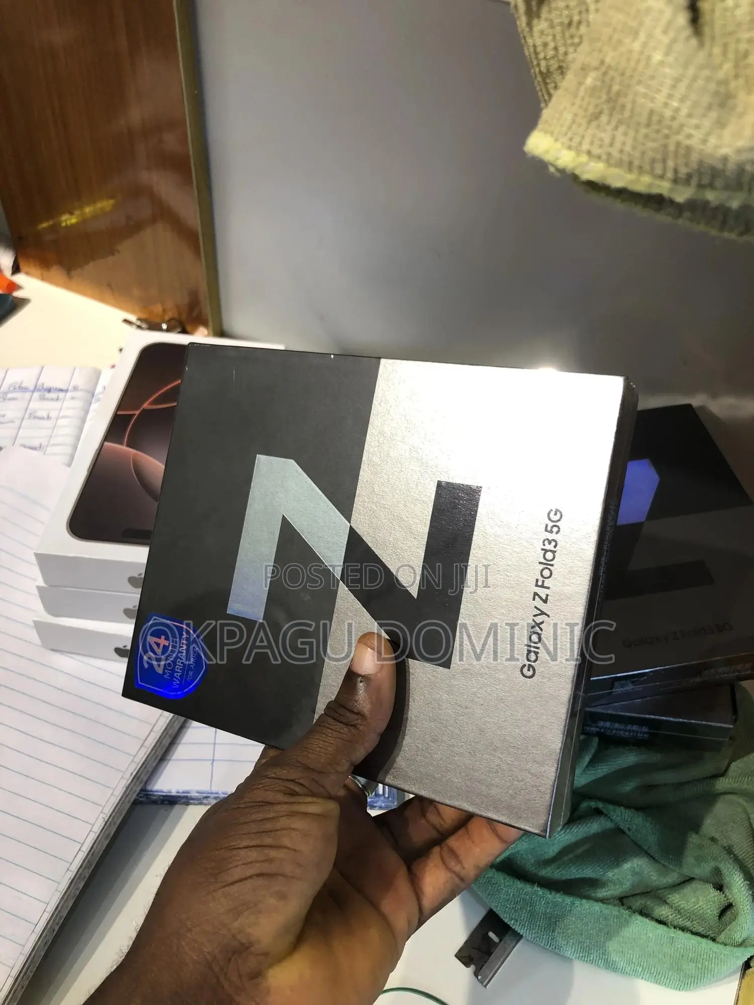 New Samsung Galaxy Z Fold 3 256 GB Black