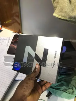 New Samsung Galaxy Z Fold 3 256 GB Black