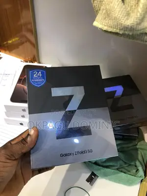New Samsung Galaxy Z Fold 3 256 GB Black