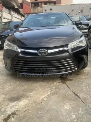 Photo - Toyota Camry XLE 4dr Sedan (3.5L 6cyl 6A) 2015 Black