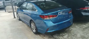 Hyundai Sonata Limited 2.0T Seban (2.0L 4cyl 6A) 2017 Blue