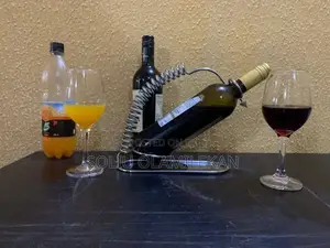 Wine Holder / Server