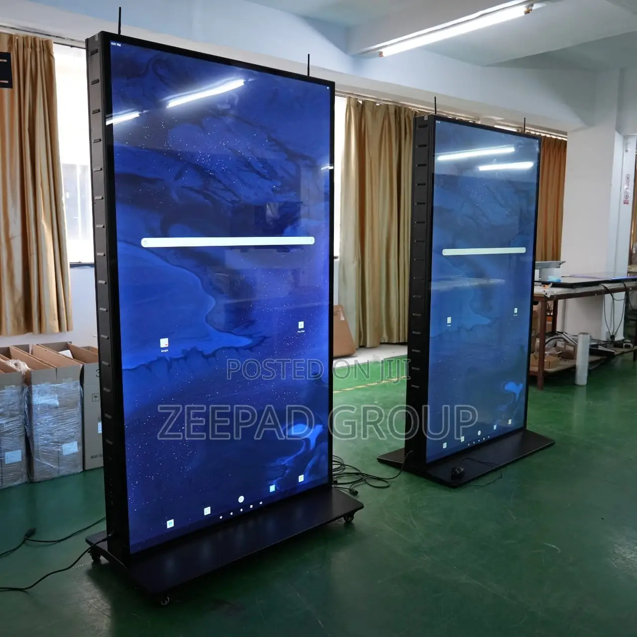 Displays Advert Kiosk Advertising Interact LCD Android Touch