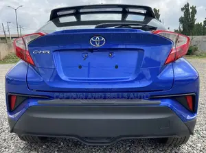 Toyota C-HR Limited 2021 Blue