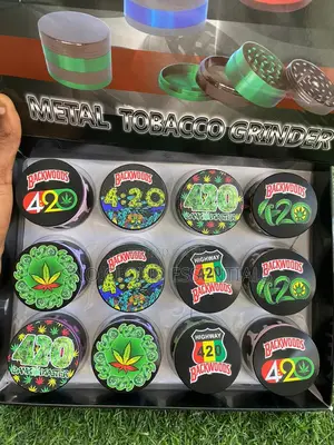 Herb Crushers / Grinders