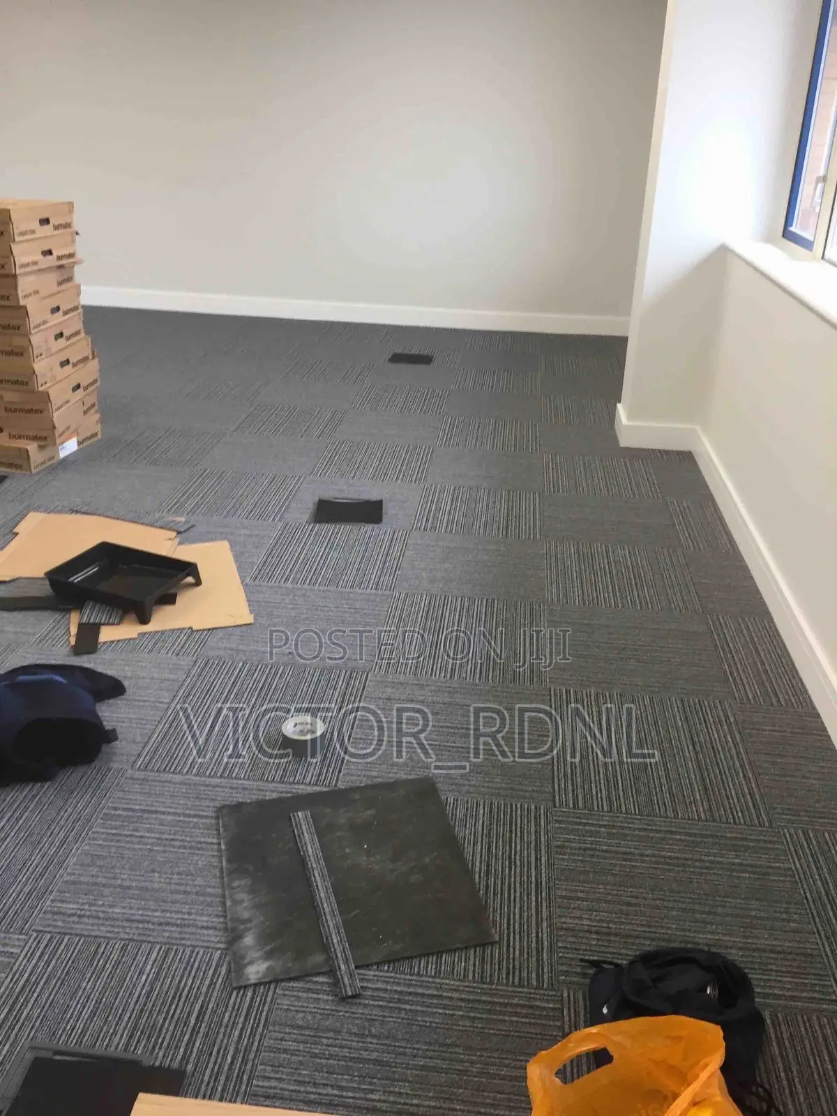 Dark Grey Rug Carpet Tiles