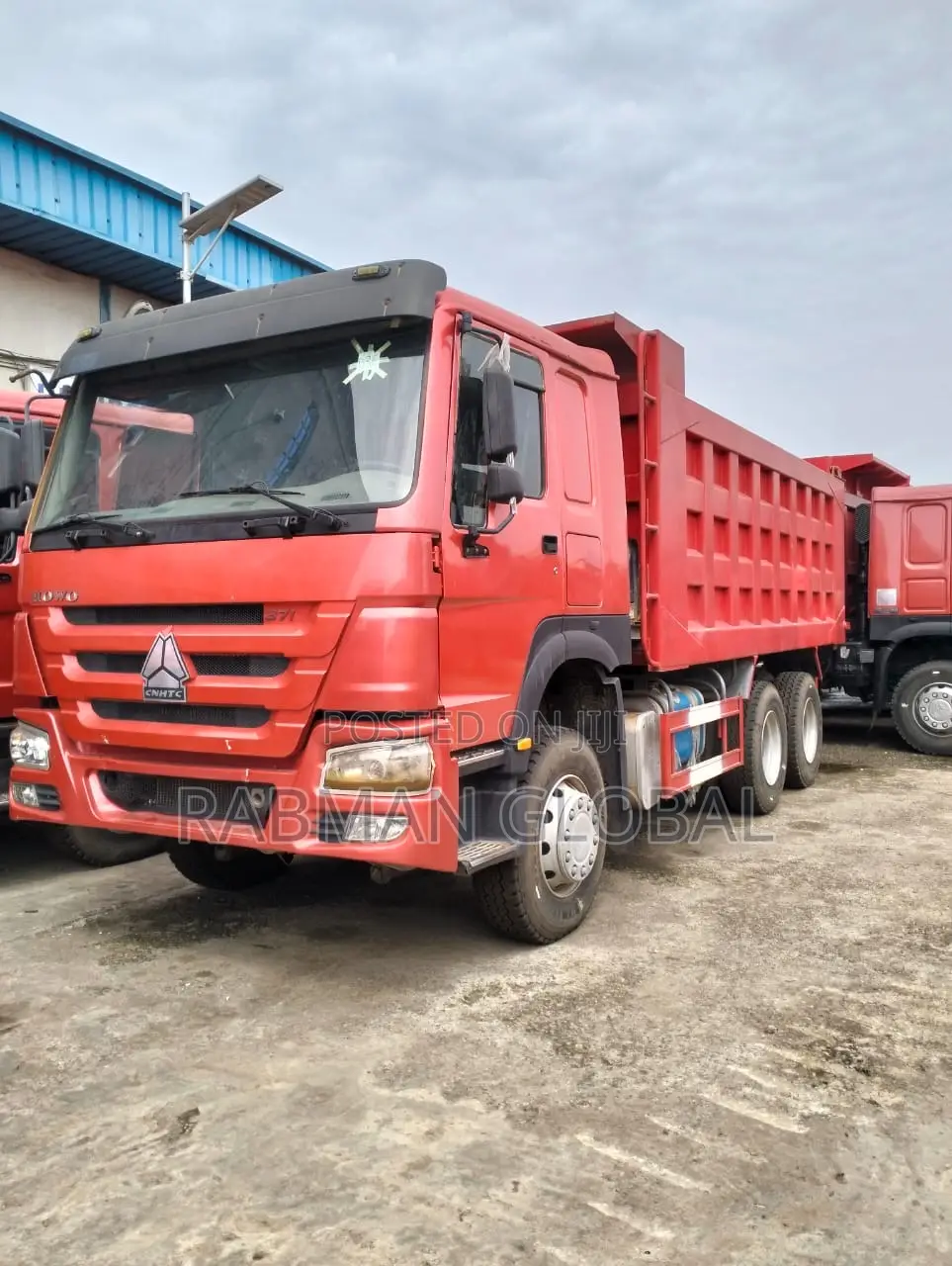 Howo Dump Trucks 12 Tyres