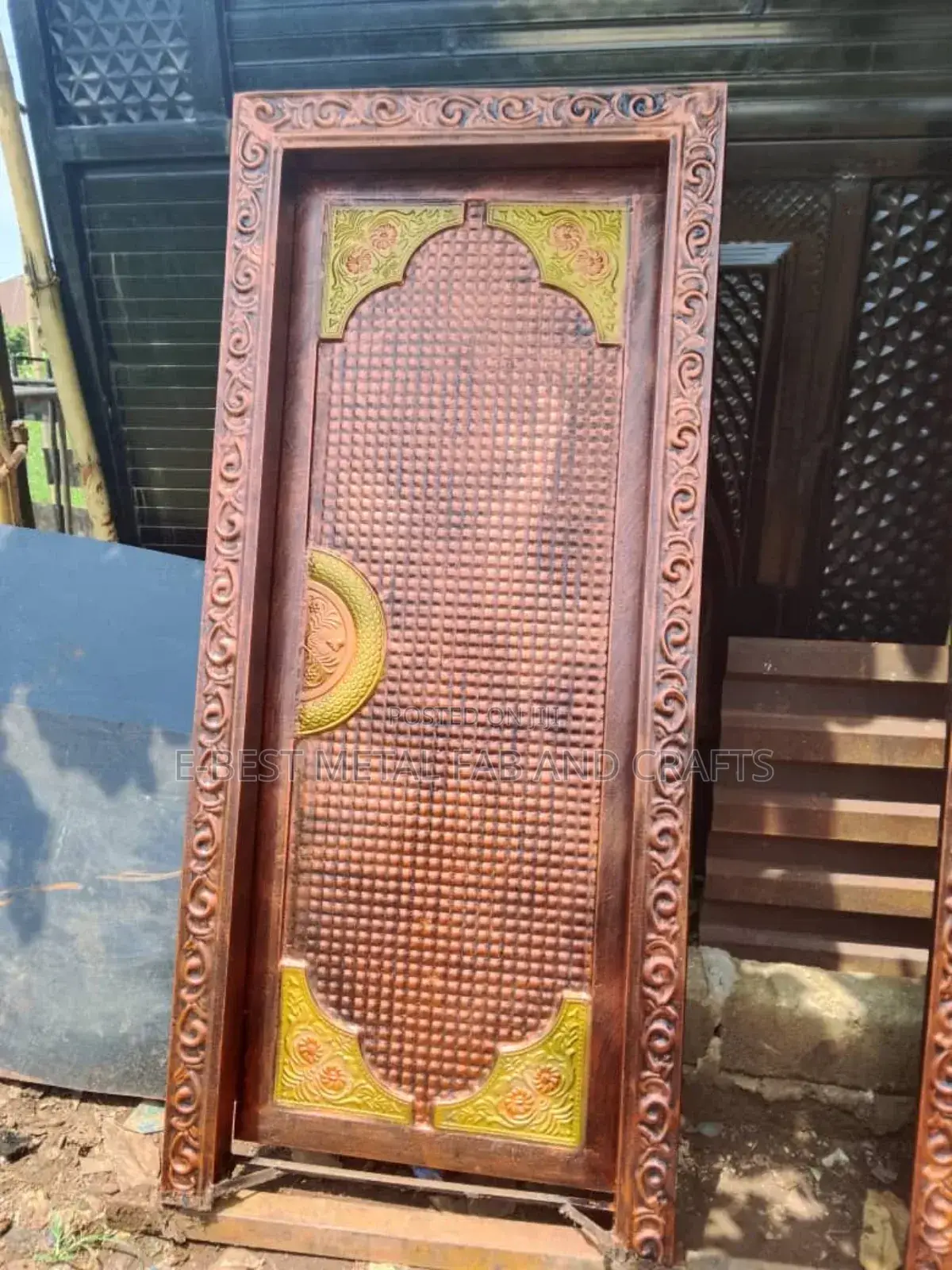 An Exotic Design Single Panel Door