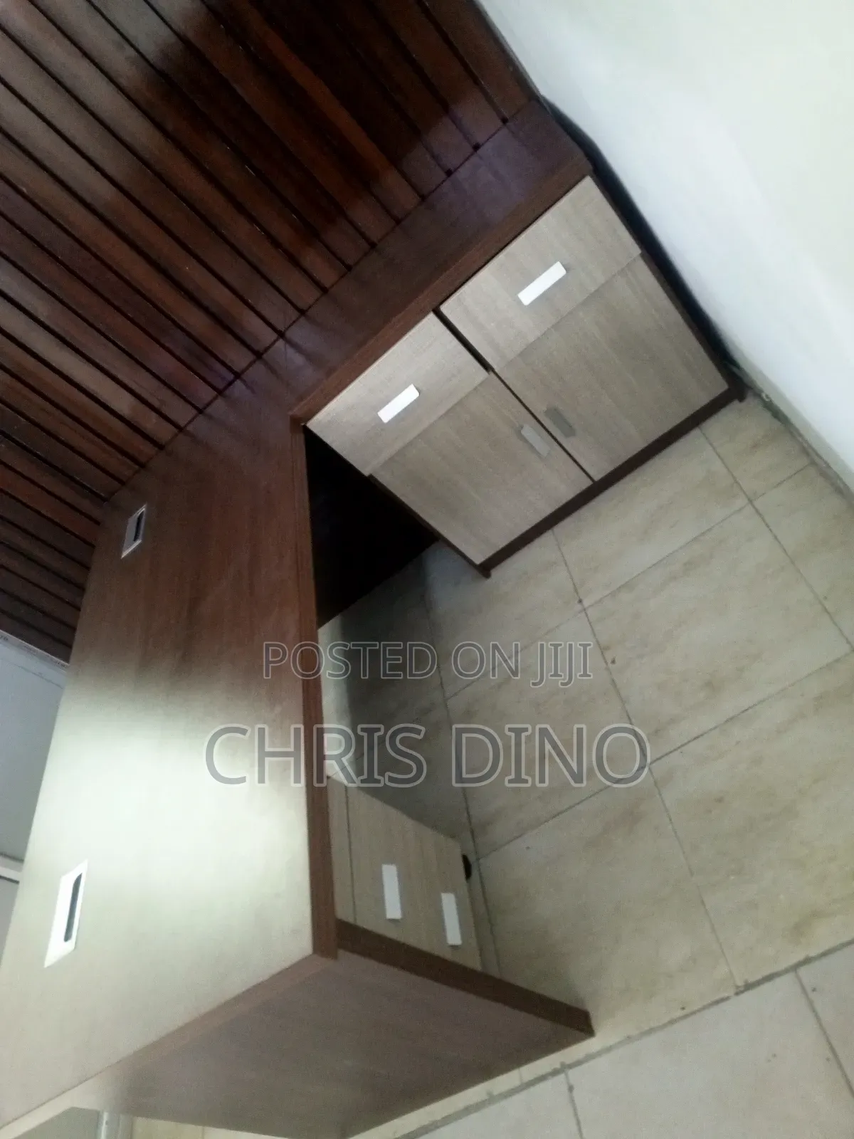 1.6 Ft Table With Extension