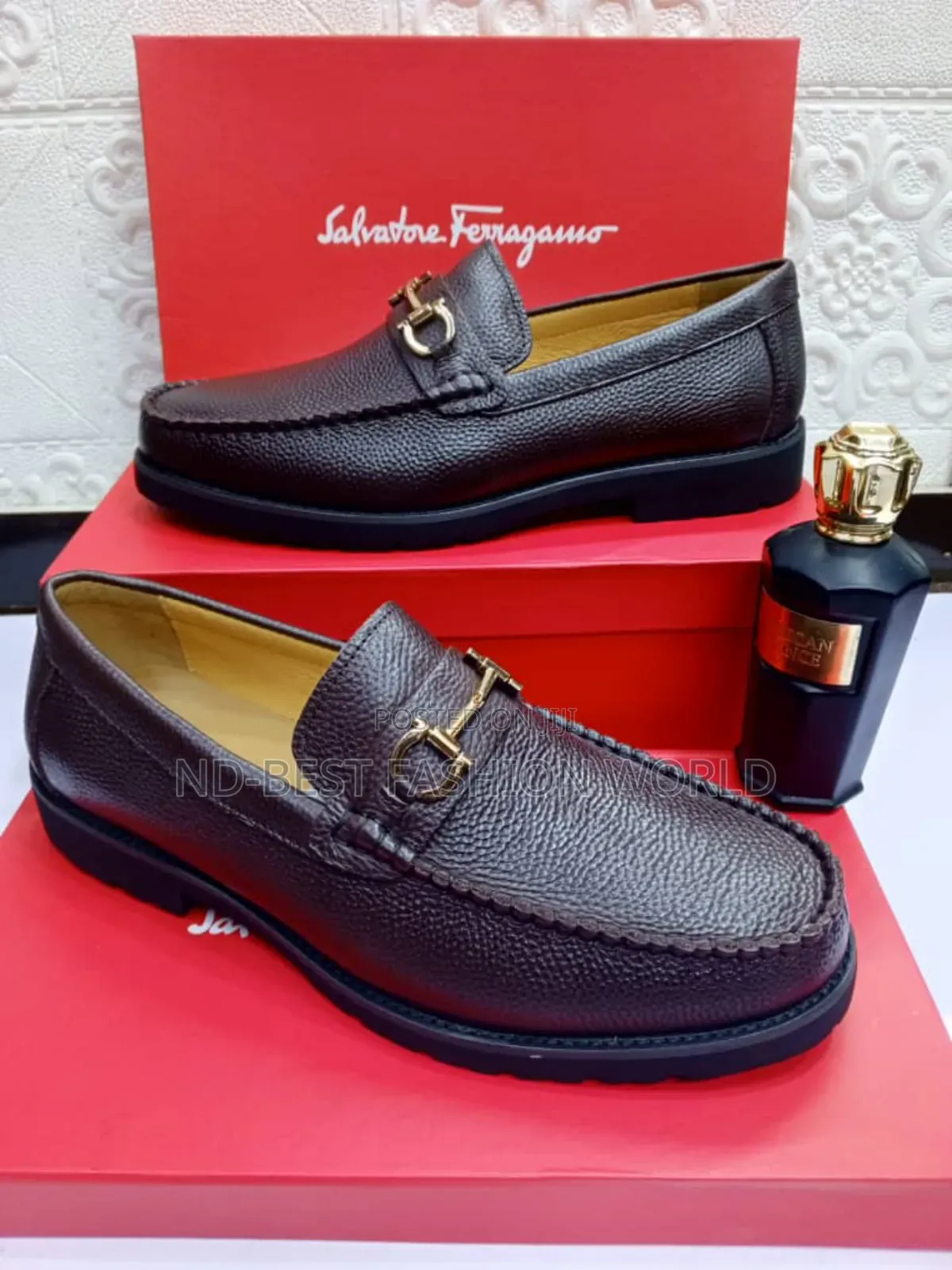 Ferragamo Black Leather Shoe