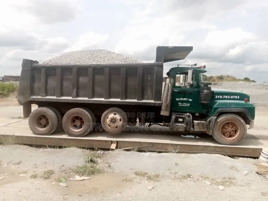 Chippings and Granite From Sentraco Mining