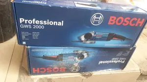 GWS 2000 Professional
Angle Grinder