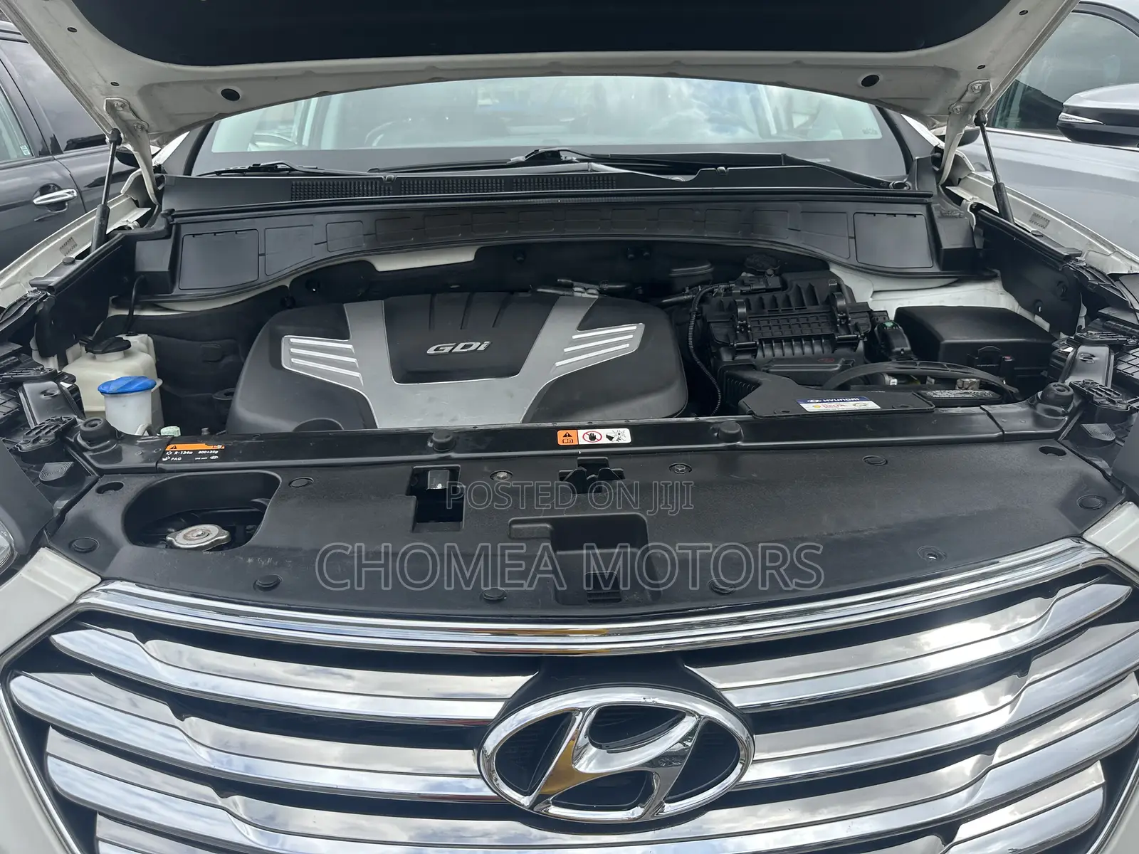 Hyundai Santa Fe 2017 White