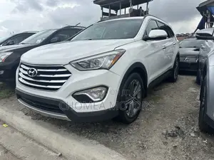 Hyundai Santa Fe 2017 White