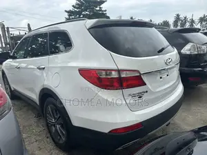 Hyundai Santa Fe 2017 White