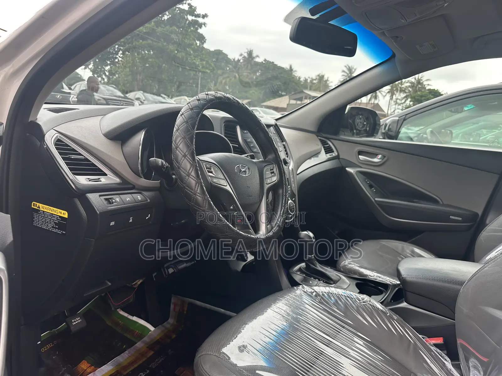 Hyundai Santa Fe 2017 White