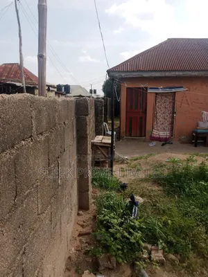 Photo - 2bdrm Bungalow in Mararaba for sale