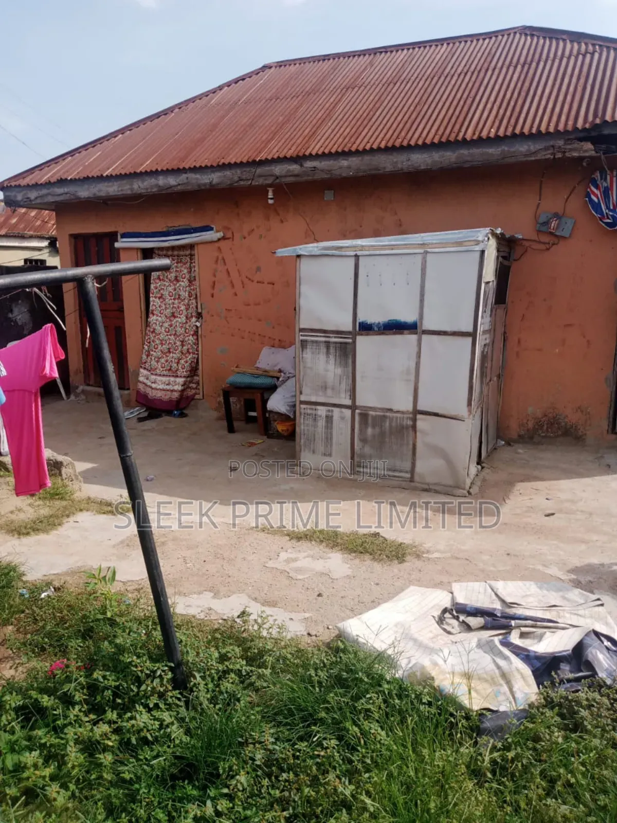 2bdrm Bungalow in Mararaba for sale