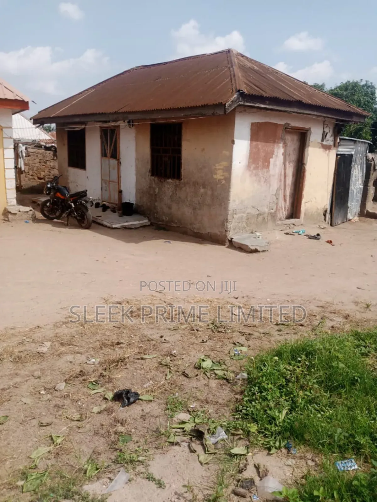 2bdrm Bungalow in Mararaba for sale