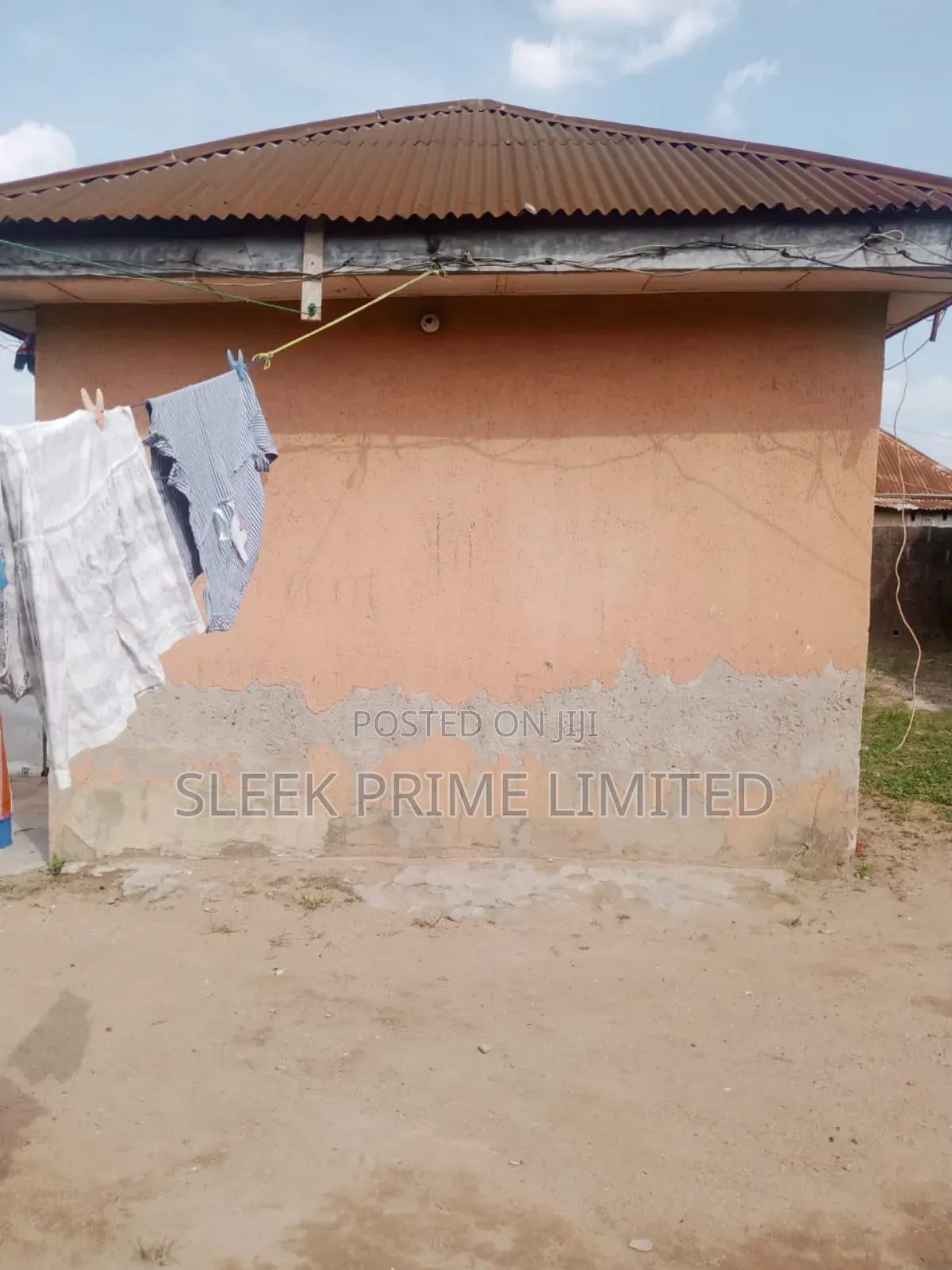 2bdrm Bungalow in Mararaba for sale