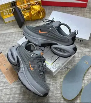 Nike Runner