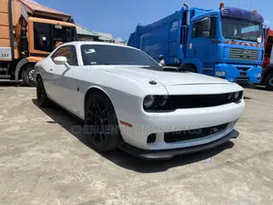 Dodge Challenger R/T Scat Pack RWD 2019 White