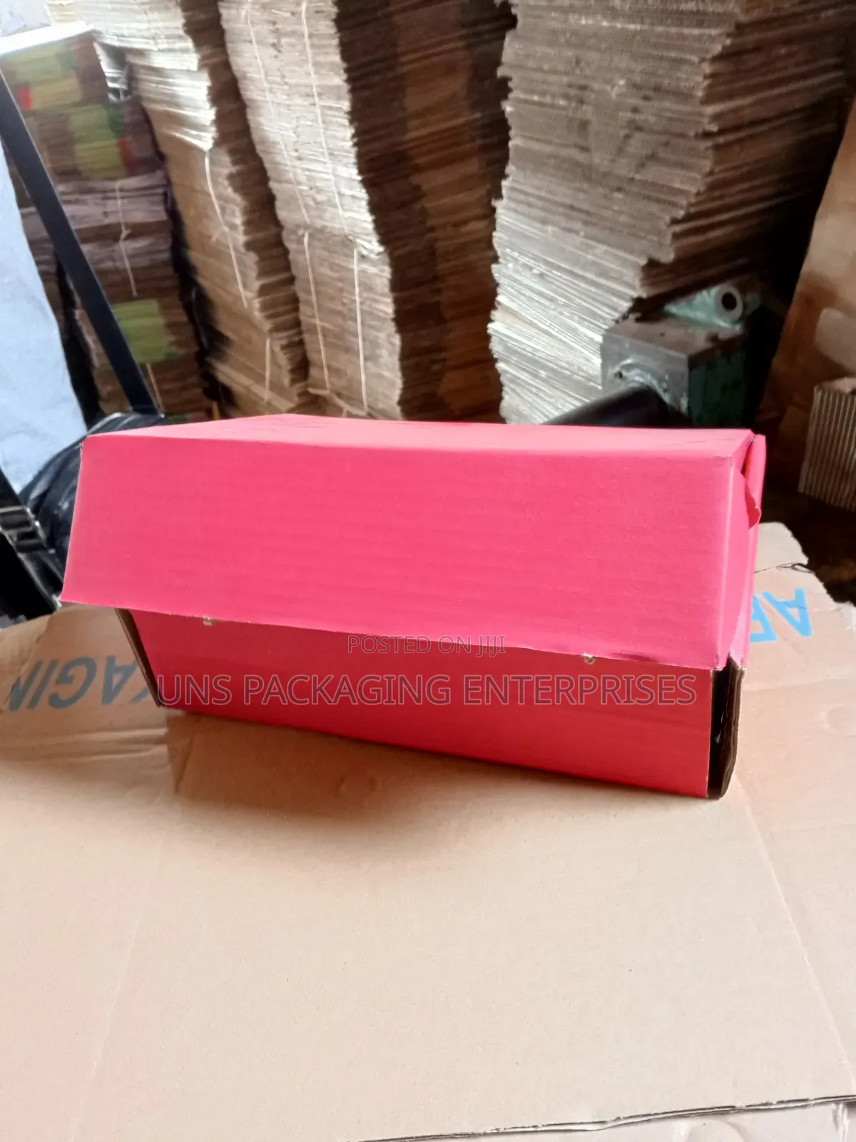 Red Mailer Box