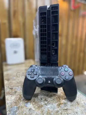 Us Prestine Ps4 Fat With 12installed Games Fc26 Included