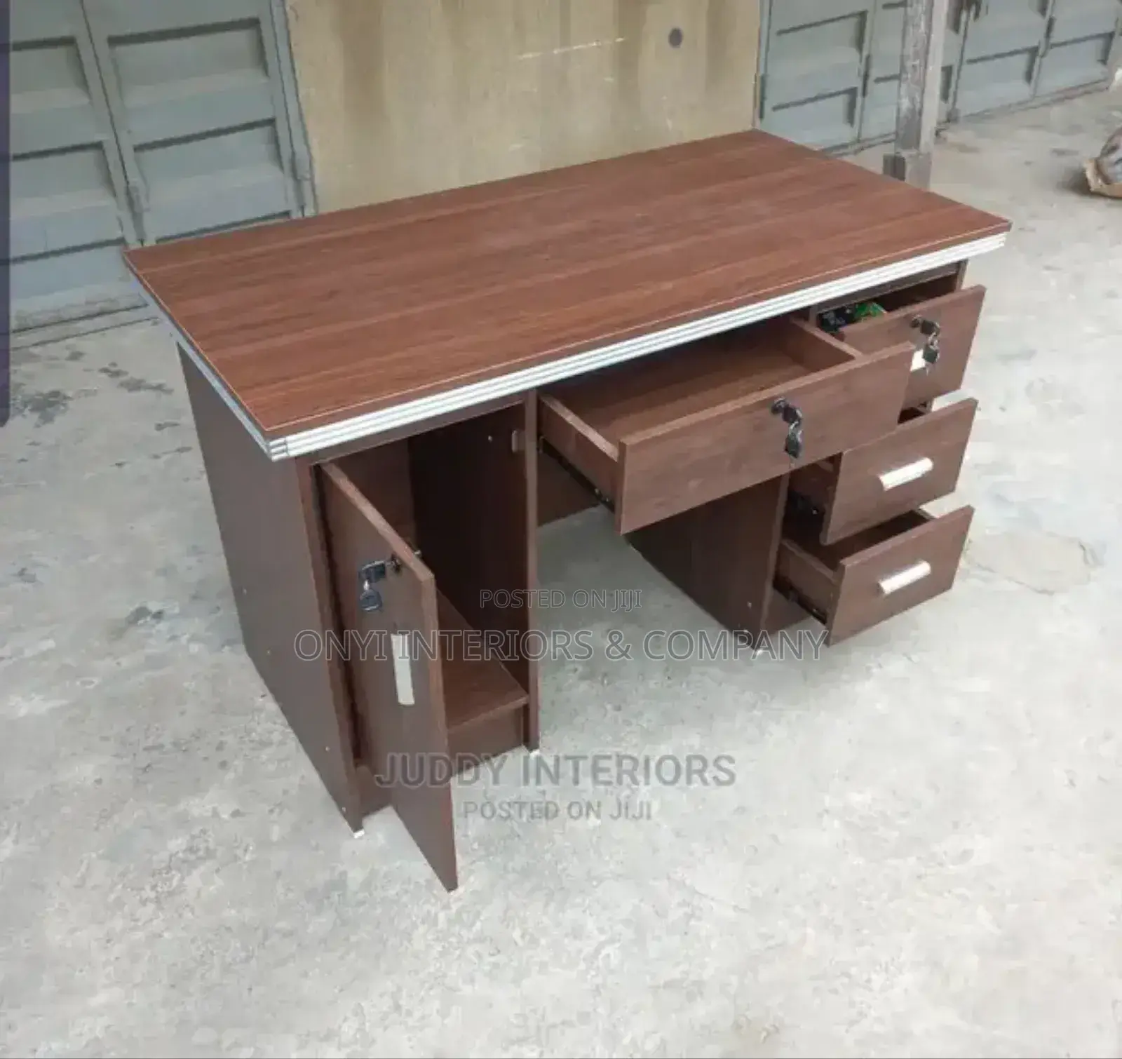 Solid Yf Office Executive Table