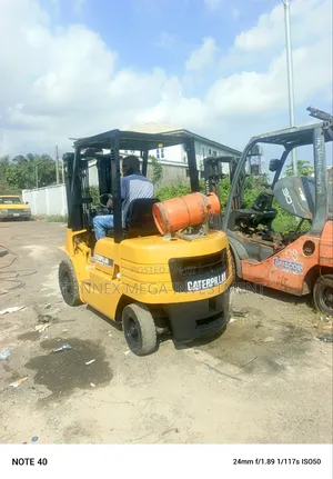 Just Arrive 2.5tons Gas Forklift Available for Sale
