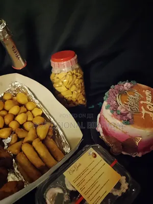 Best Combo Birthday Cake With Small Chops, Lagos