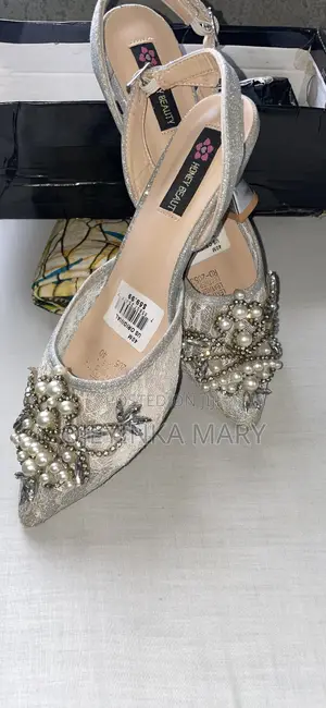 Photo - Lady’S Heels