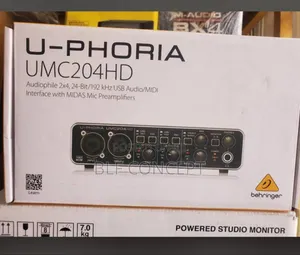 Photo - Behringer U-Phoria 
Umc204hd