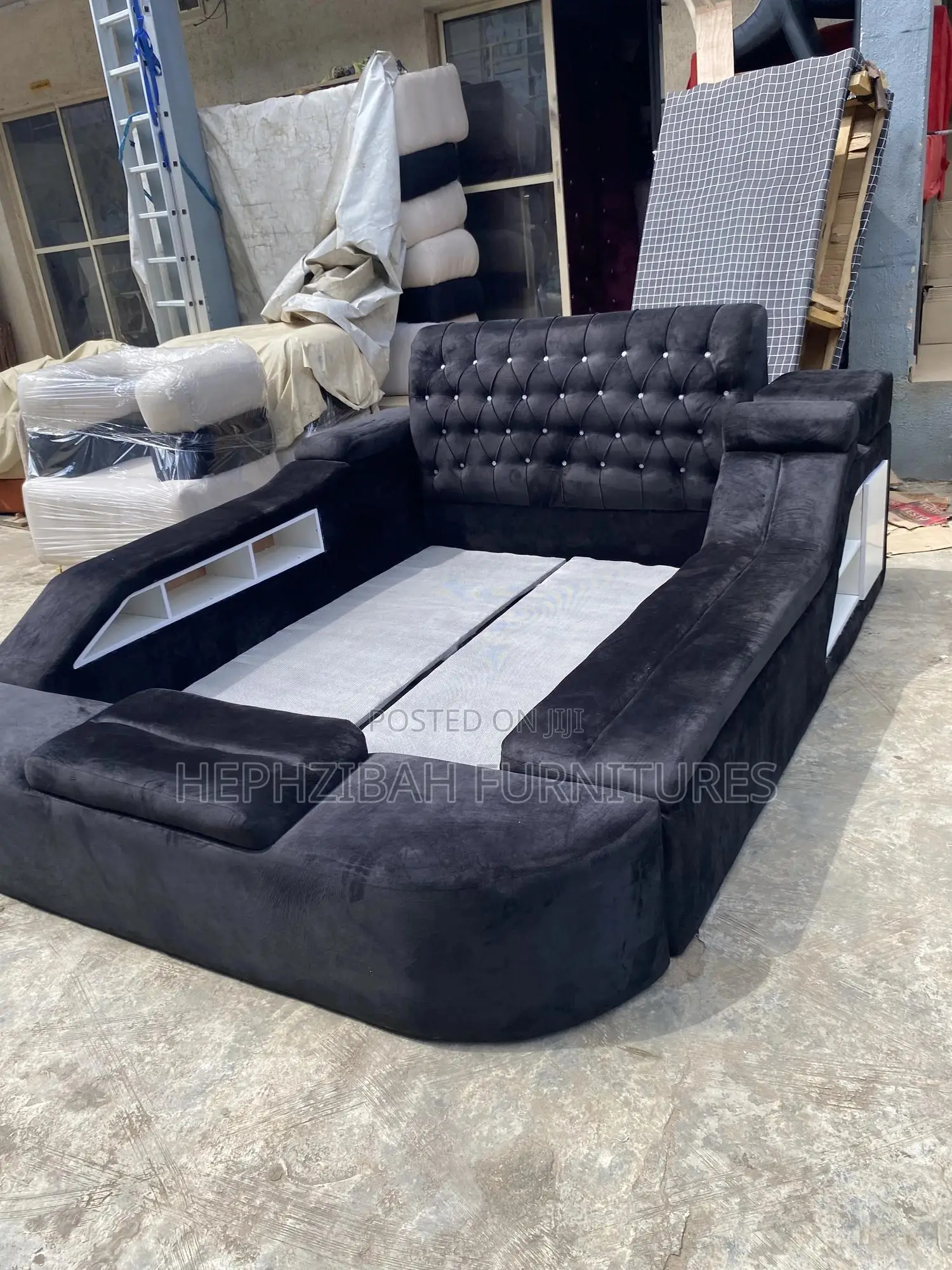 4.5 X 6 Executive Modern Bedframe With Shelf