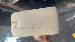 Armrest Es350 2008/2015