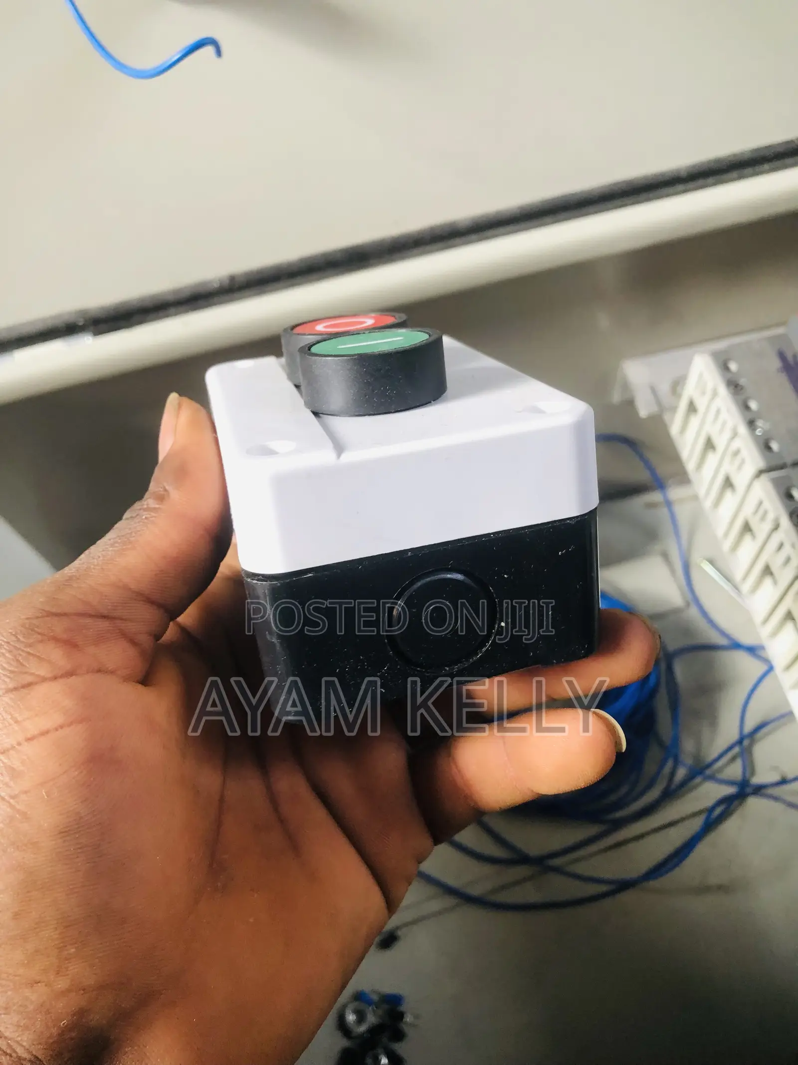 Start and Stop Push Button in Box
