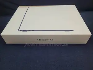 New Laptop Apple MacBook Air 16GB Apple M4 SSD 512GB