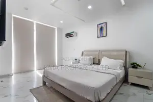 Luxurious 1 Bedroom Apartment