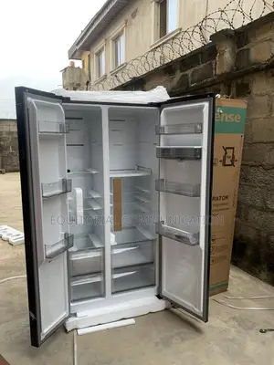 Spacious 558l Side by Side Hisense Refrigerator Rs5p558nmsg