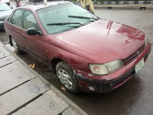 Photo - Toyota Carina E 1995 Burgundy