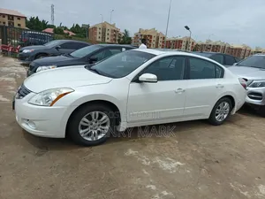 Nissan Altima 2011 White