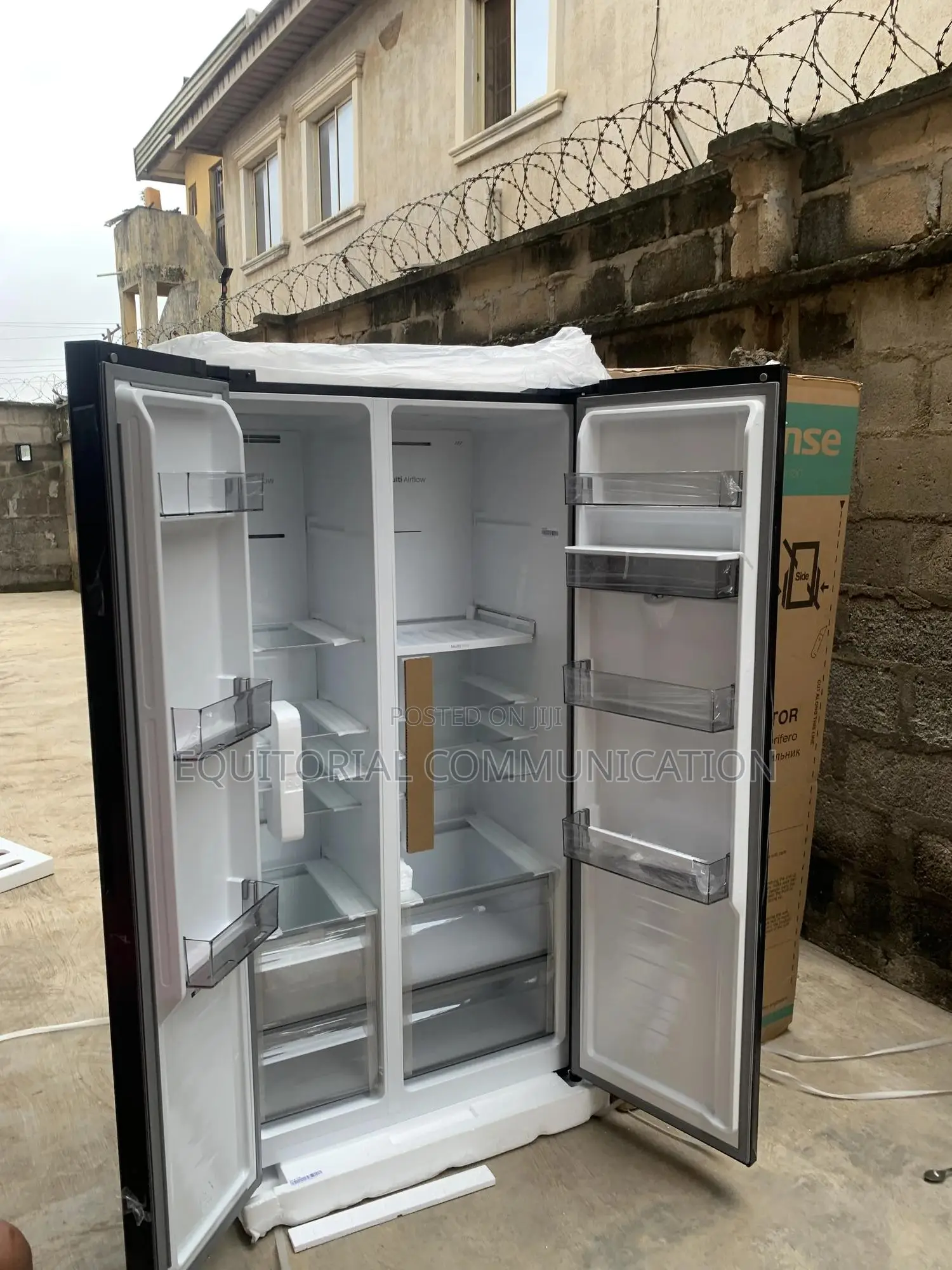 Hisense558l Fridge With Modern Brushed Steel Finish
