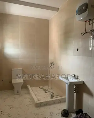 3bdrm Apartment in Ikeja Gra for rent