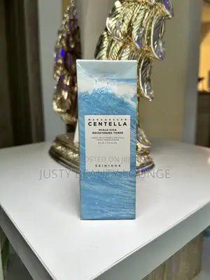 Photo - Madagascar Centella Hyalu-Cica Brightening Toner 210ml