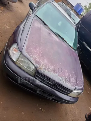 Photo - Toyota Carina E 1998 Pink